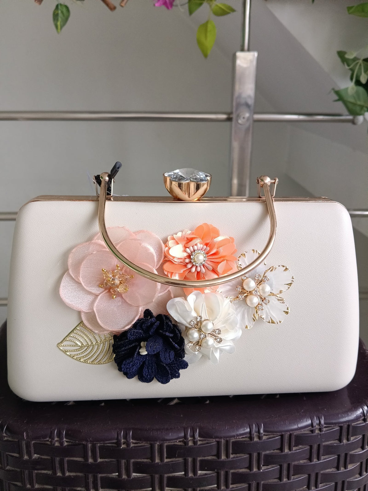 Women Ivory White Floral Applique Party Clutch