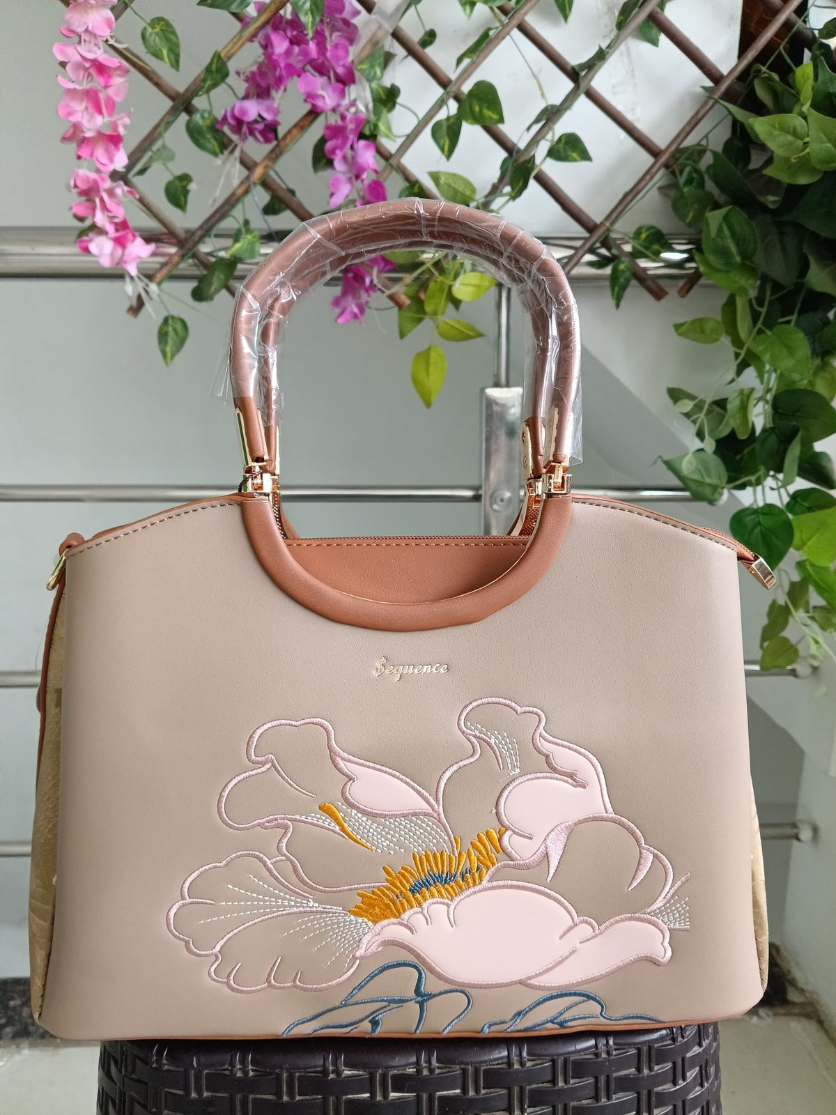 Women Brown Baguette Handbags Pu Leather