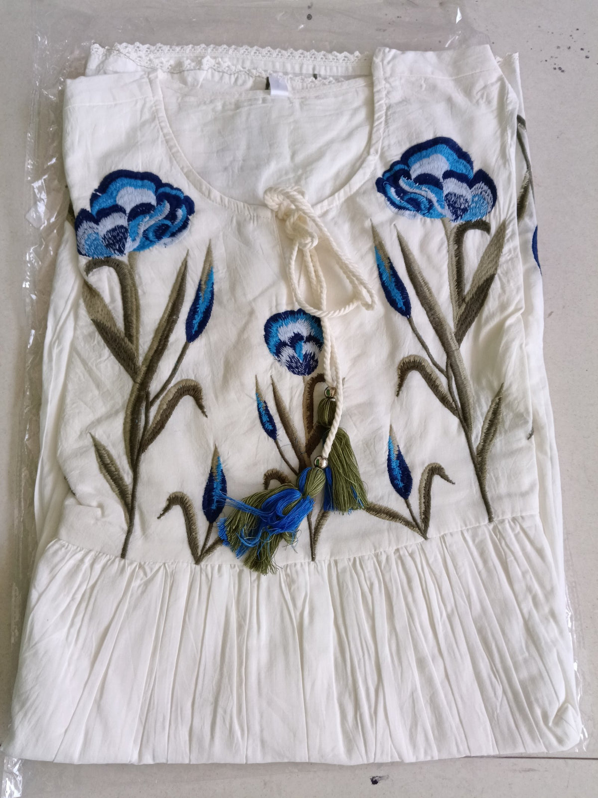 Women White Embroidered Cotton Kurta Only
