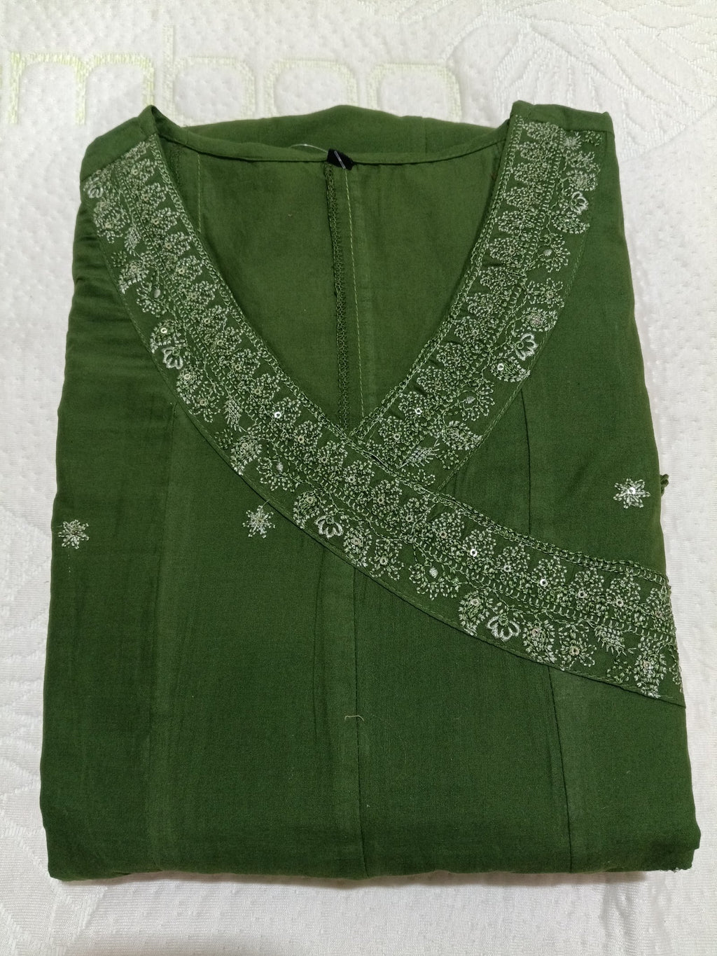 Women Green Embroidered Cotton Kurta Pant Dupatta