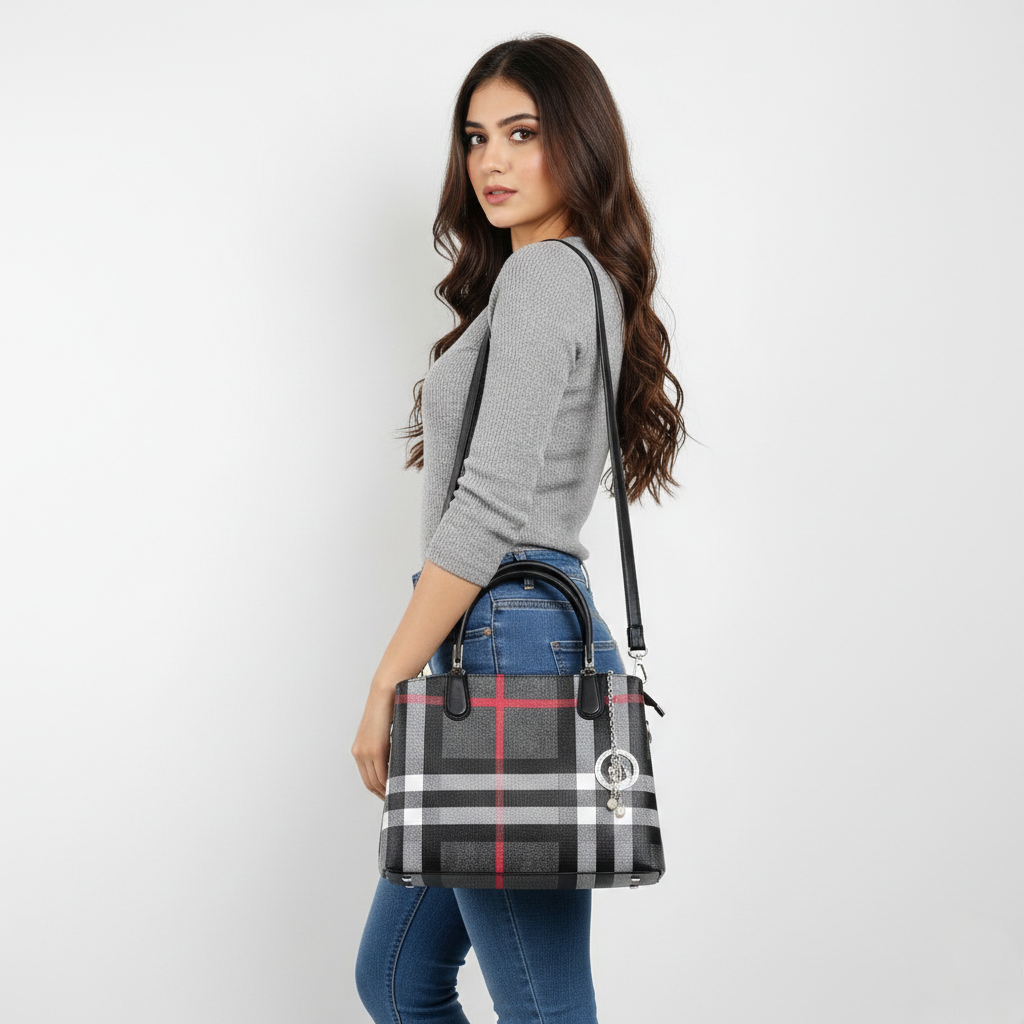 Super Classic Black check Elegant Handbag