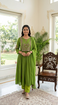 Women Green Zari Embroidered Mul Cotton Kurta Pant Dupatta Set