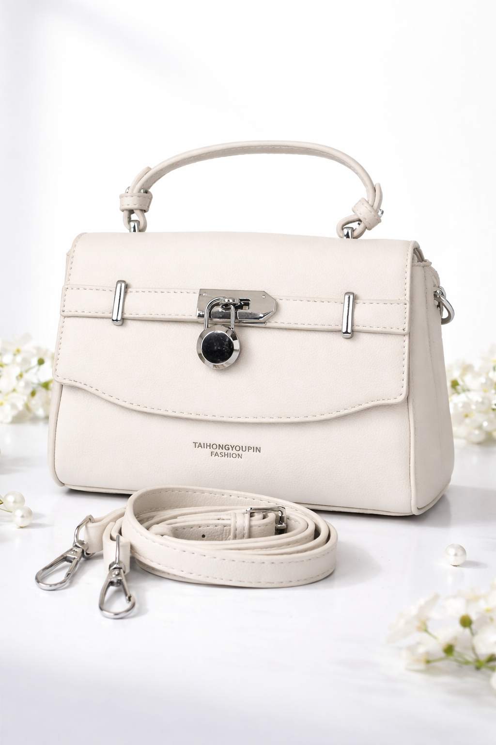 Super Classic Cream Elegant Handbag